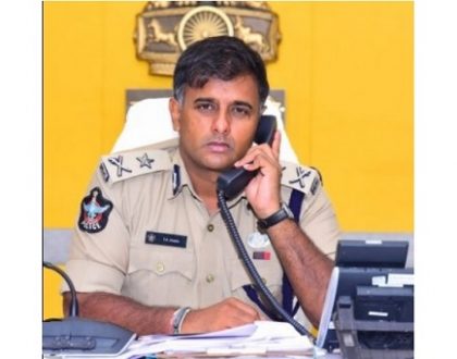 "డయల్  యువర్ పోలీస్ కమీషనర్"   కార్యక్రమమునకు  "12" ఫిర్యాదులు