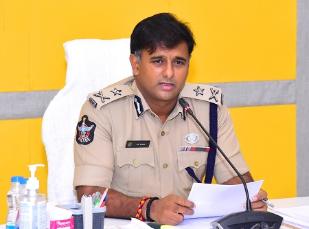 సంకల్ప సిద్ది మల్టీ లెవల్ మార్కెటింగ్ స్కీంతో ప్రజలను మోసం చేసిన కేసులో నిందితులు అరెస్ట్