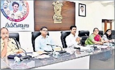 భవానీ దీక్ష విరమణలను విజయవంతం చేయాలి