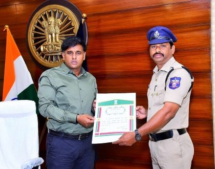 కానిస్టేబుల్ మస్తాన్ కు పీఎం లైఫ్ సేవింగ్ మెడల్
