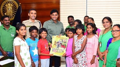 చైల్డ్ లైన్ సే దోస్తీ వారోత్సవాలు మరియు బాలల దినోత్సవం సందర్భంగా పోలీస్ కమీషనర్ గారిని కలిసిన కేర్ & షేర్ బాలబాలికలు