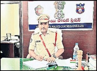 ఎస్ఐగా అభిమన్యు బాధ్యతల స్వీకరణ