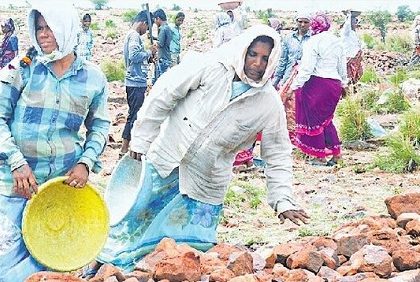 'ఉపాధి'లో అగ్రస్థానం
