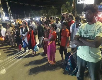 చేరువ వాహనం ద్వారా ప్రజలకు అవగాహన