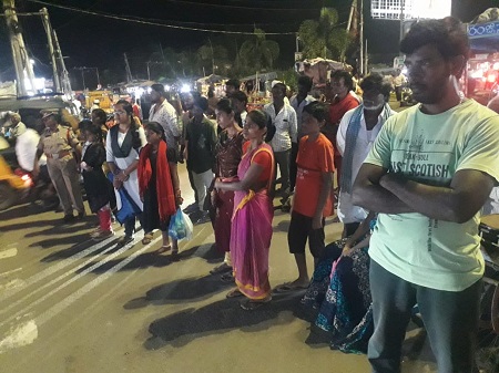 చేరువ వాహనం ద్వారా ప్రజలకు అవగాహన
