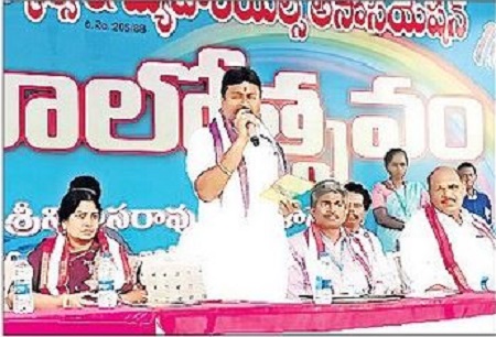 ఉత్సాహంగా  ప్రారంభమైన బాలోత్సవ్