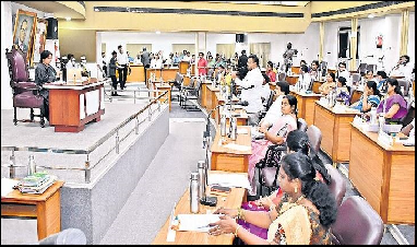 ప్రశాంతంగా వీఎంసీ కౌన్సిల్