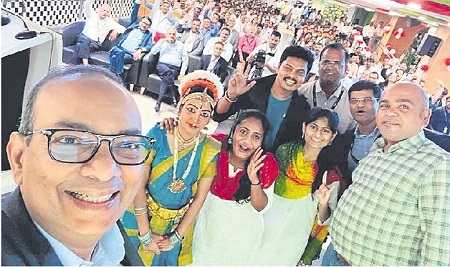 ఐటీ.. పోటాపోటీ