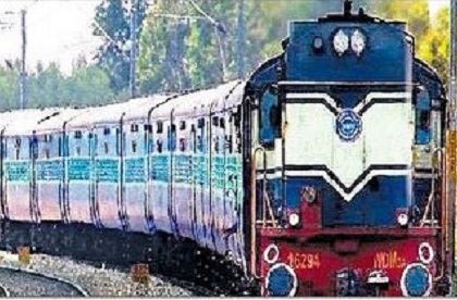 సంక్రాంతికి మరో 30 ప్రత్యేక రైళ్లు
