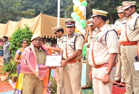 హోంగార్డులే వెన్నెముక