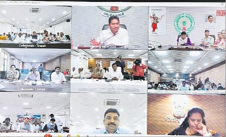 మానవత్వంతో.. ఉదారంగా