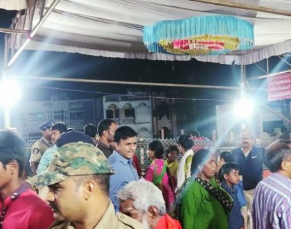 సీపీ అర్ధరాత్రి ఆకస్మిక తనిఖీలు
