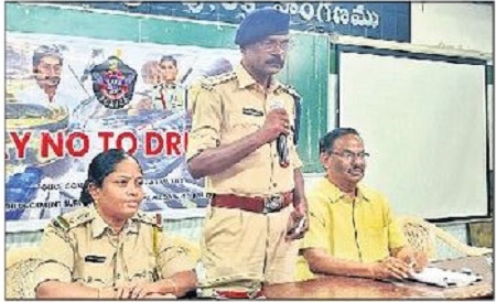 డ్రగ్స్ కు అలవాటు పడితే జీవితం నాశనం