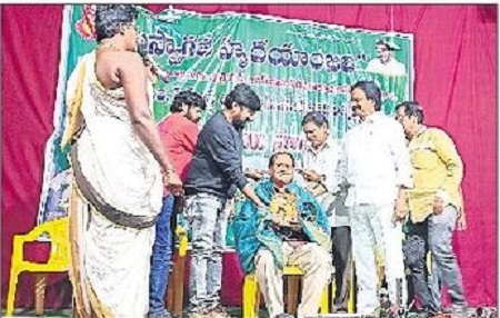 కళాకారులు సాంస్కృతిక  వారధులు