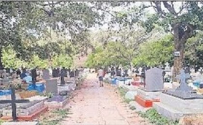 ప్రతి దళితవాడకు శ్మశాన వాటిక