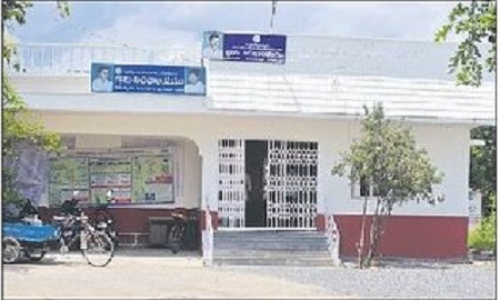 సచివాలయాల సేవలూ ఇంటి వద్దకే!