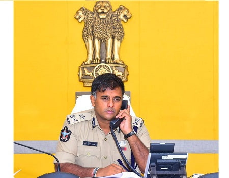 "డయల్ యువర్ పోలీస్ కమీషనర్" కార్యక్రమమునకు 9 ఫిర్యాదులు