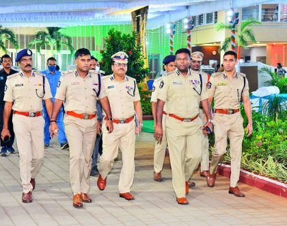 గవర్నర్  తేనీటి విందు ఏర్పాట్లు పరిశీలన