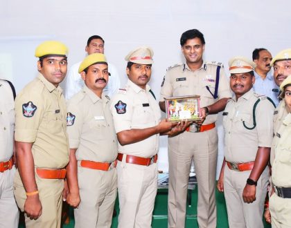 విధుల్లో అప్రమత్తంగా ఉండండి