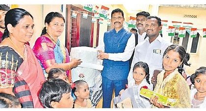 అనాథ  బాలల ఉన్నతికి కృషి చేద్దాం