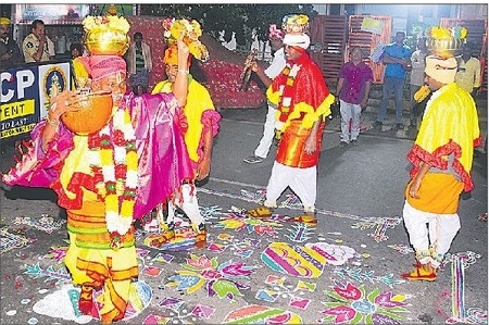 ఇంటింటా  సంక్రాంతి సందడి