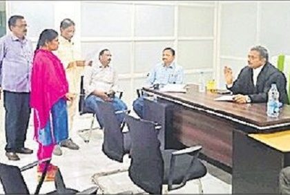 మొబైల్ కోర్టులో పలువురికి జరిమానా