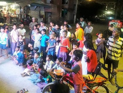 సోషల్ మీడియా మరియు సైబర్ క్రైమ్ నేరాలపై విద్యార్థులకు అవగాహన మరియు చేరువ వాహనం ద్వారా ప్రజలకు అవగాహన