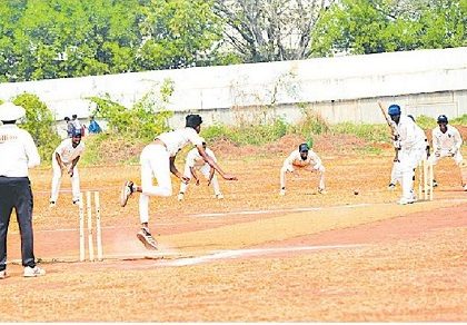 ఎస్పీఎల్ లో పరుగుల ప్రవాహం