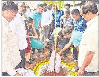 మొక్కల పైనే మానవ మనుగడ