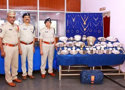 అంతరాష్ట్ర దొంగల ముఠా అరెస్టు
