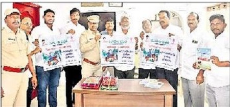 బాధ్యతగా వాహనాలు నడపాలి