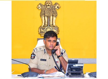 "డయల్ యువర్ పోలీస్ కమీషనర్" కార్యక్రమమునకు "08" ఫిర్యాదులు