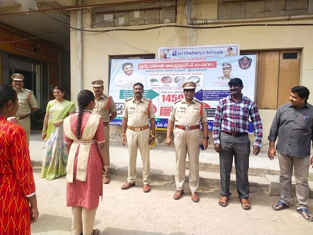 మత్తు పదార్థాలకు దూరంగా ఉండండి