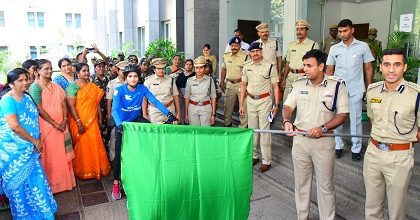 సైకిల్ టూరిస్టు ఆష సంకల్పం, ధైర్యం స్ఫూర్తిదాయకం