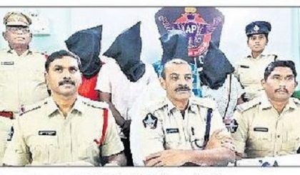 హత్య కేసులో నిందితుల అరెస్టు