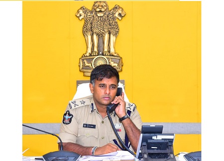 డయల్ యువర్ పోలీస్ కమిషనర్ కు11 ఫిర్యాదులు