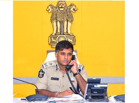 "డయల్ యువర్ పోలీస్ కమిషనర్" కు 9 ఫిర్యాదులు