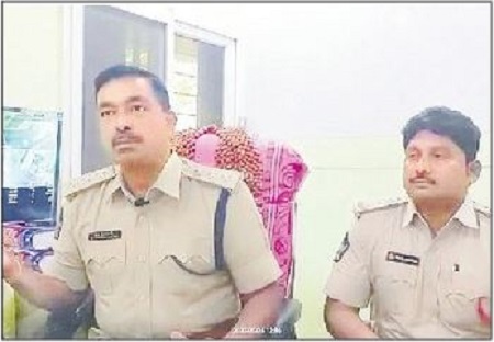 వాస్తవాలు తెలుసుకొని ప్రసారం చేయాలి