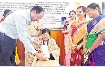 అన్ని రంగాల్లో మహిళలకు అగ్రస్థానం