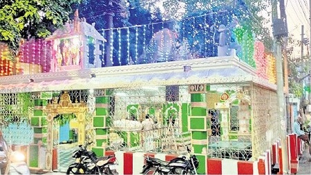 నవమి వేడుకలకు ఆలయాల ముస్తాబు