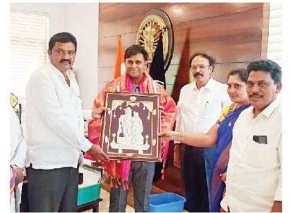 సీపీ శ్రీ కాంతి రాణా టాటా ఐపీఎస్‌ గారికి ఘన సత్కారం