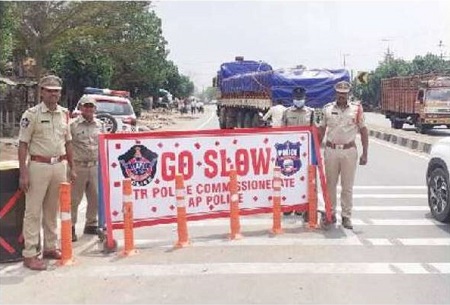 హైవేపై స్టాప్ బోర్డుల ఏర్పాటు
