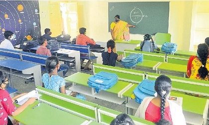 స్టూడెంట్ - టీచర్ నిష్పత్తిలో ఉత్తమం