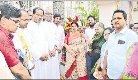 ఫాదర్ పెజ్జోని విగ్రహావిష్కరణ