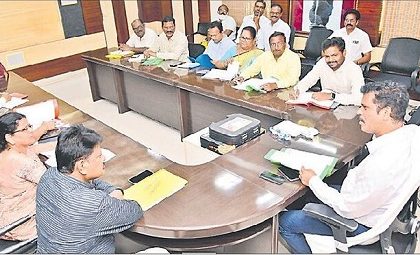 టెన్త్ పరీక్షలు పకడ్బందీగా నిర్వహించాలి