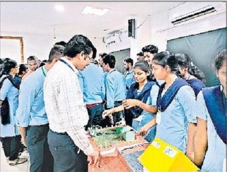 సామాజిక వికాసానికి నూతన సాంకేతికత