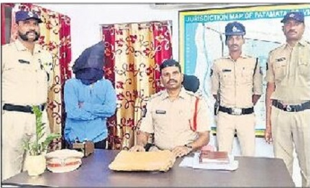 3.4 కేజీల గంజాయి స్వాధీనం