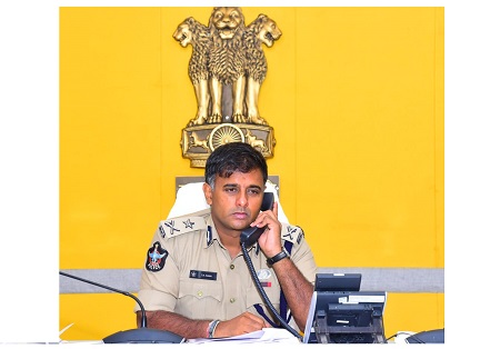 డయల్ యువర్ పోలీస్ కమీషనర్ కు 11 ఫిర్యాదులు
