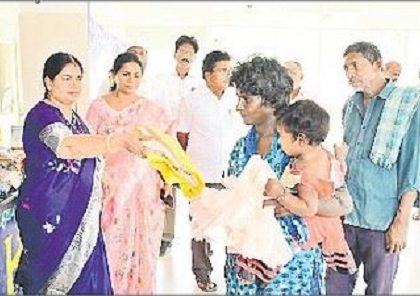 విజయవాడలో హృ'దయ' గోడ
