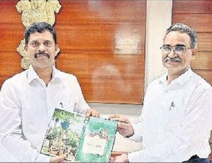 మిద్దె తోటల పెంపకంపై  శ్రద్ధ చూపాలి